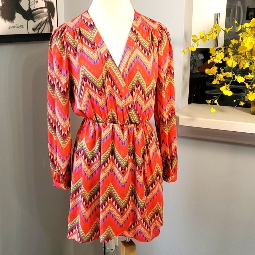 mini dress, faux wrap. SOUTHWESTERN COLORS. Size medium.